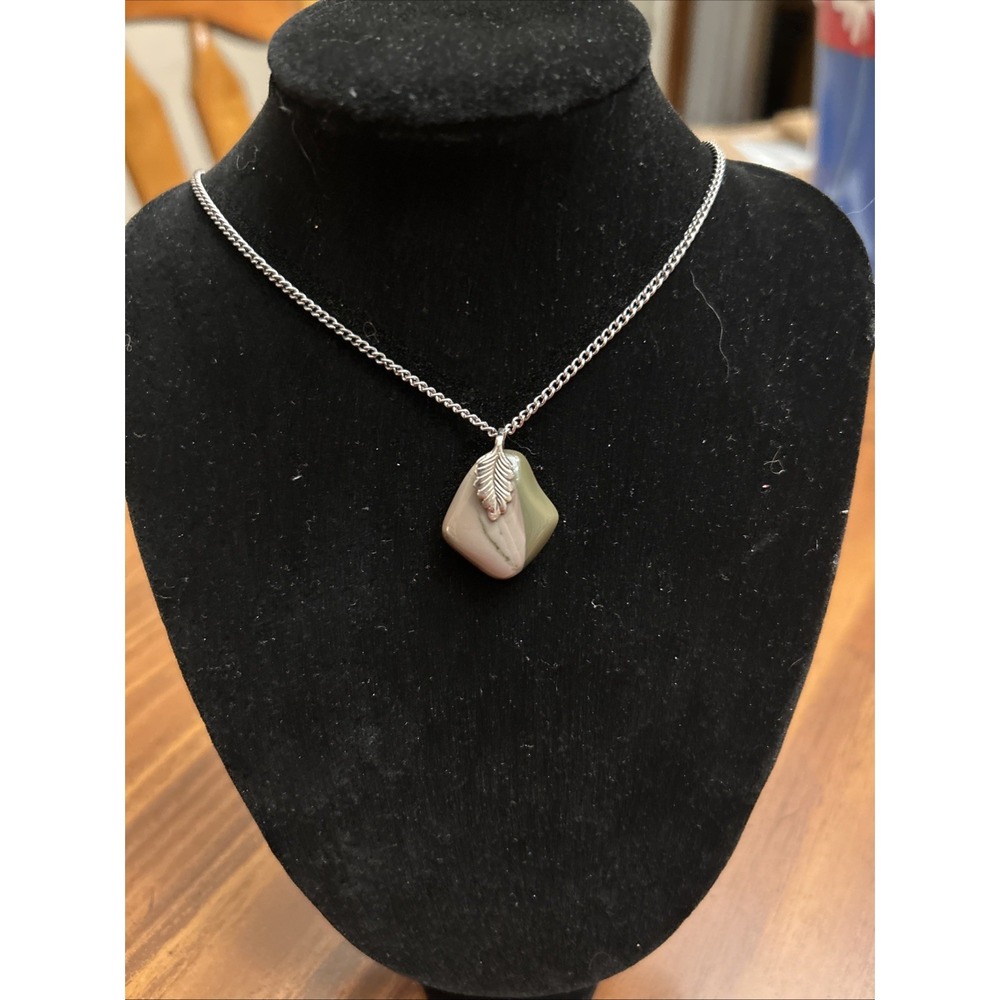Silver Tone Chain Necklace With Taupe Olive Stone Smooth‎ Rock
